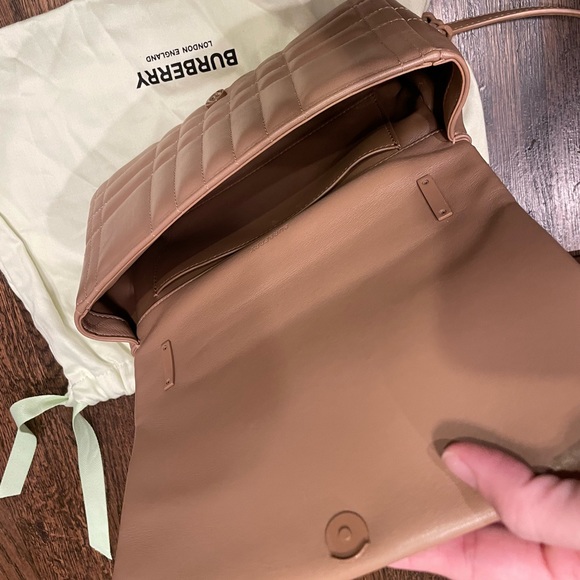 Burberry small Lola quilted lamb skin crossbody bag - Picture 9 of 11